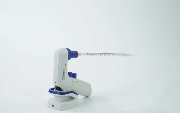 Electronic Pipette